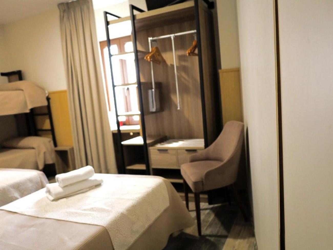 Hospedium Dlj Hostal Tematico Desde La Juderia Arjona Eksteriør billede