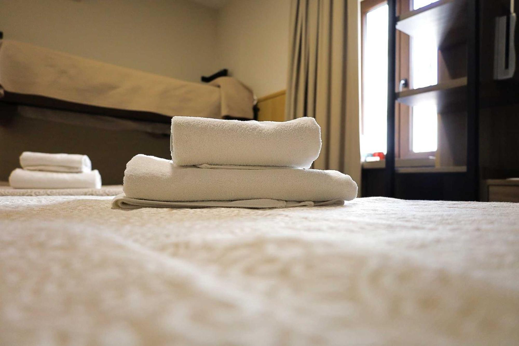 Hospedium Dlj Hostal Tematico Desde La Juderia Arjona Eksteriør billede